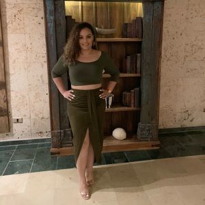 Olive skirt with slit